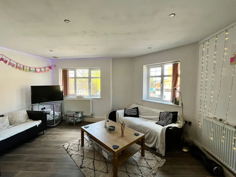 Bawas place: Alfreton Road-  3 bedroom apartment NG7 3NW - Image 7